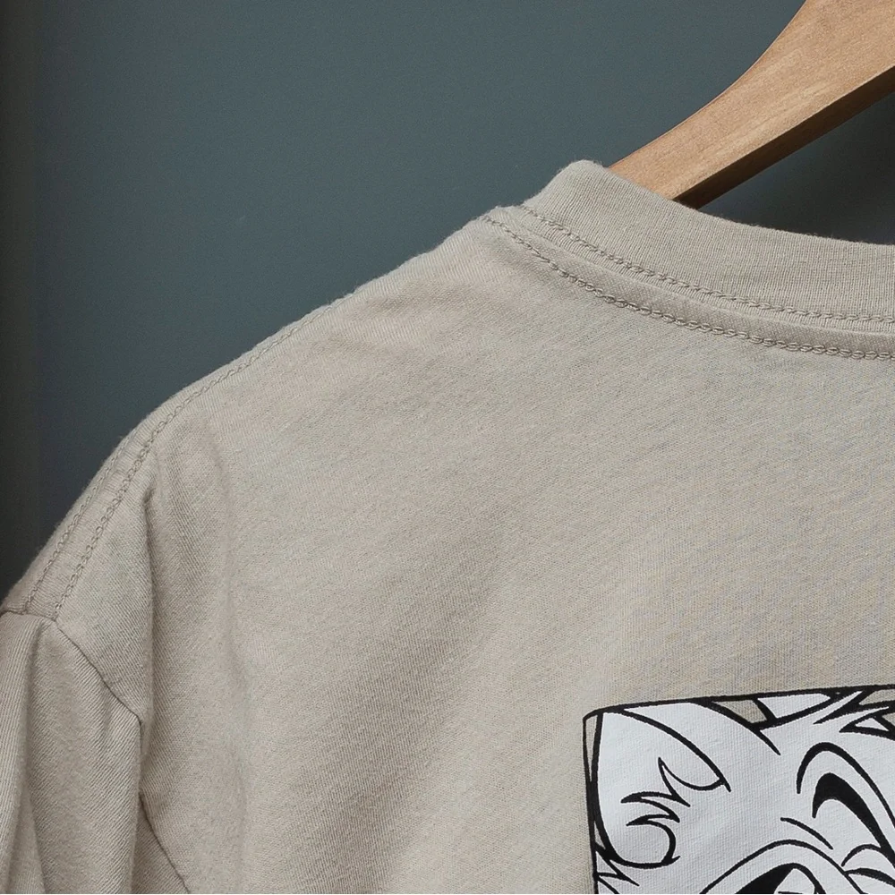 Tom and Jerry graphic T-shirt - Picture 9 of 9